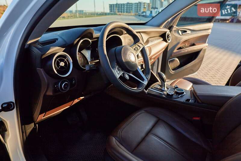 Внедорожник / Кроссовер Alfa Romeo Stelvio 2018 в Одессе