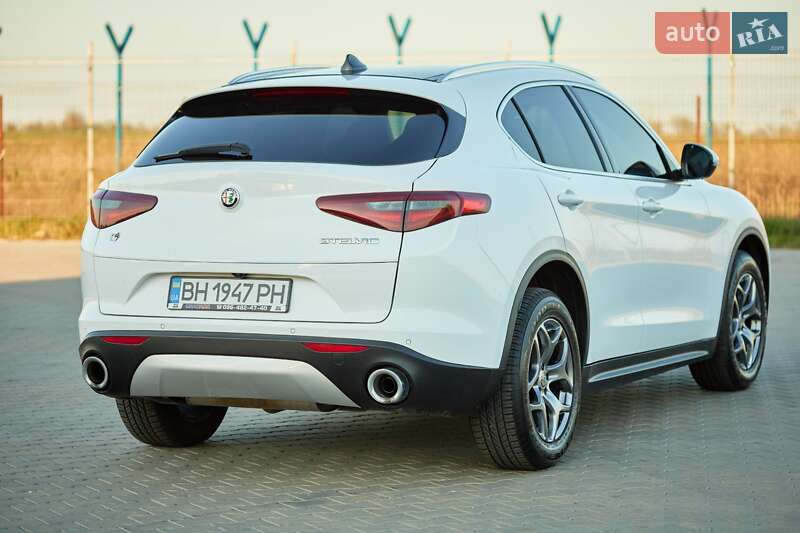 Внедорожник / Кроссовер Alfa Romeo Stelvio 2018 в Одессе