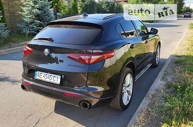 Alfa Romeo Stelvio 2017