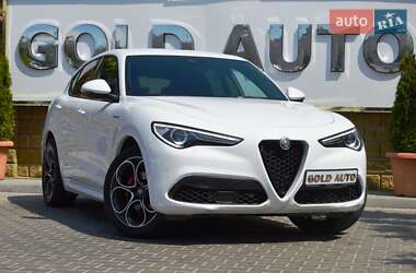 Alfa Romeo Stelvio 2021