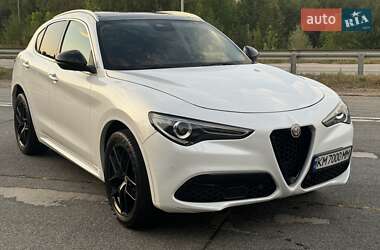 Alfa Romeo Stelvio 2017