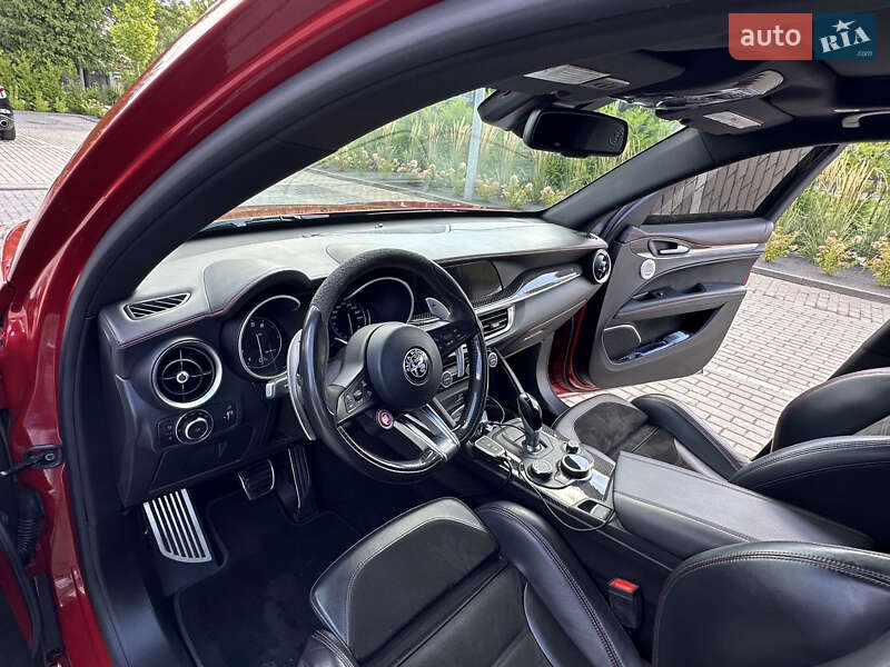 Позашляховик / Кросовер Alfa Romeo Stelvio 2018 в Львові