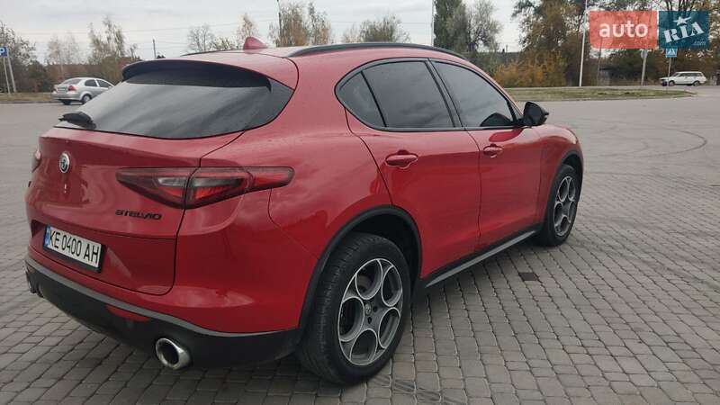 Позашляховик / Кросовер Alfa Romeo Stelvio 2017 в Дніпрі