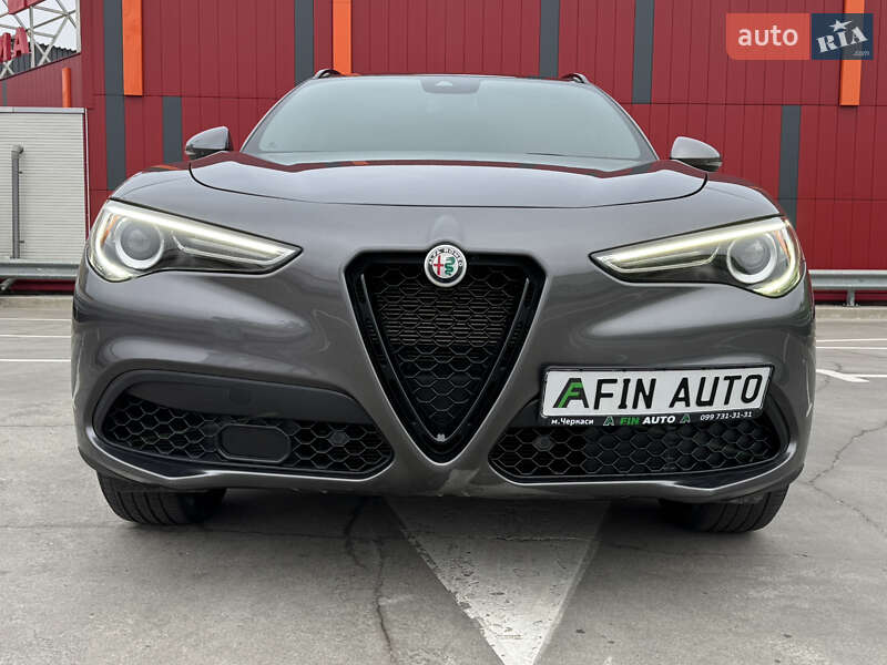 Позашляховик / Кросовер Alfa Romeo Stelvio 2021 в Києві