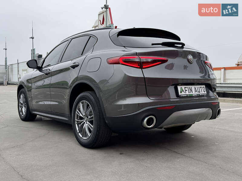 Позашляховик / Кросовер Alfa Romeo Stelvio 2021 в Києві