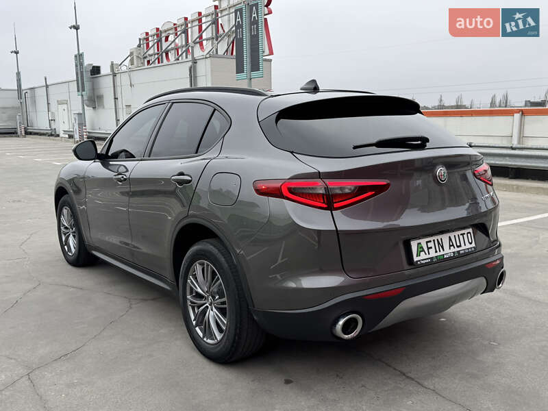 Позашляховик / Кросовер Alfa Romeo Stelvio 2021 в Києві