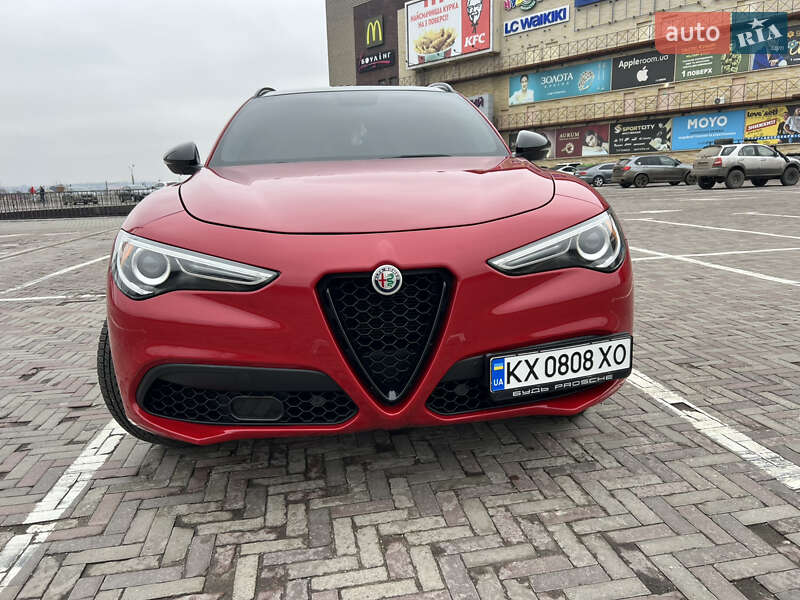 Внедорожник / Кроссовер Alfa Romeo Stelvio 2018 в Харькове