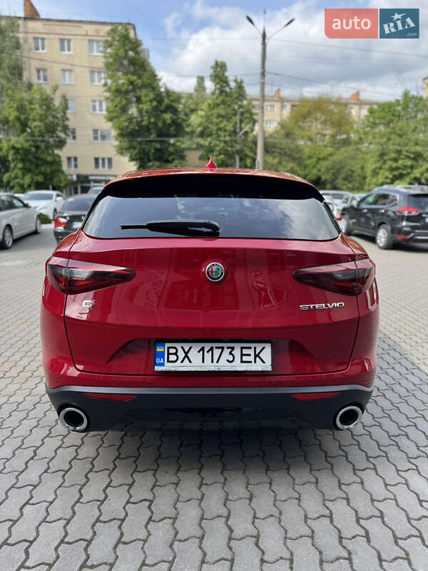 Позашляховик / Кросовер Alfa Romeo Stelvio 2018 в Хмельницькому