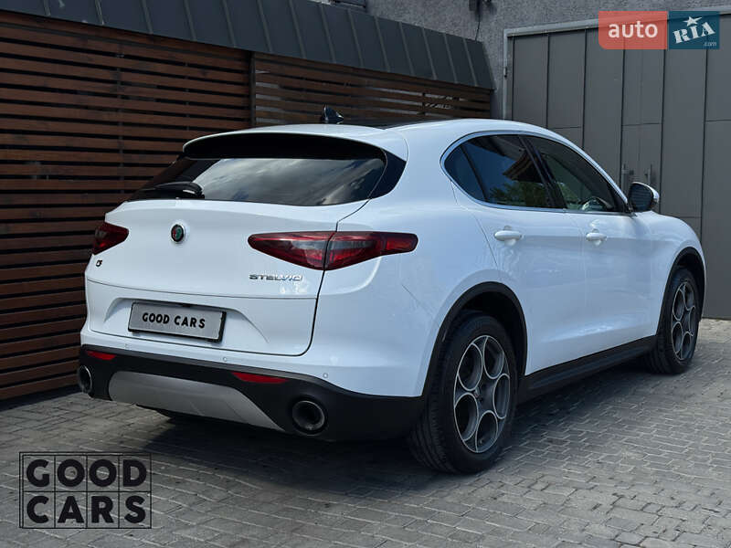 Позашляховик / Кросовер Alfa Romeo Stelvio 2018 в Одесі