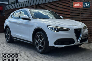 Внедорожник / Кроссовер Alfa Romeo Stelvio 2018 в 