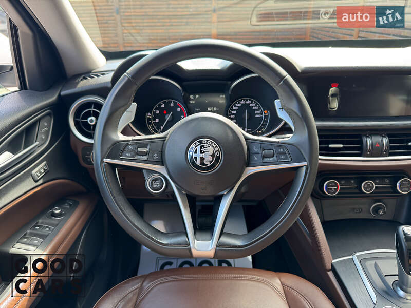 Позашляховик / Кросовер Alfa Romeo Stelvio 2018 в Одесі