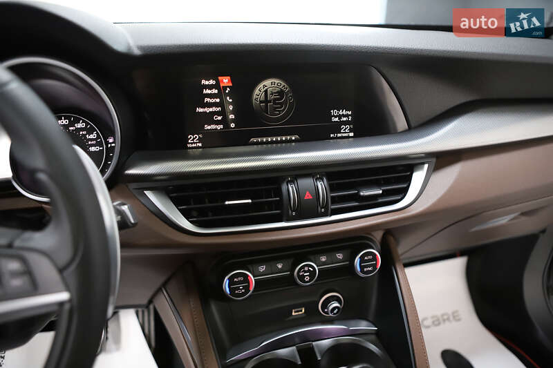 Позашляховик / Кросовер Alfa Romeo Stelvio 2018 в Дрогобичі