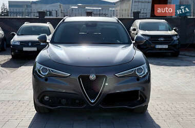 Позашляховик / Кросовер Alfa Romeo Stelvio 2017 в Києві