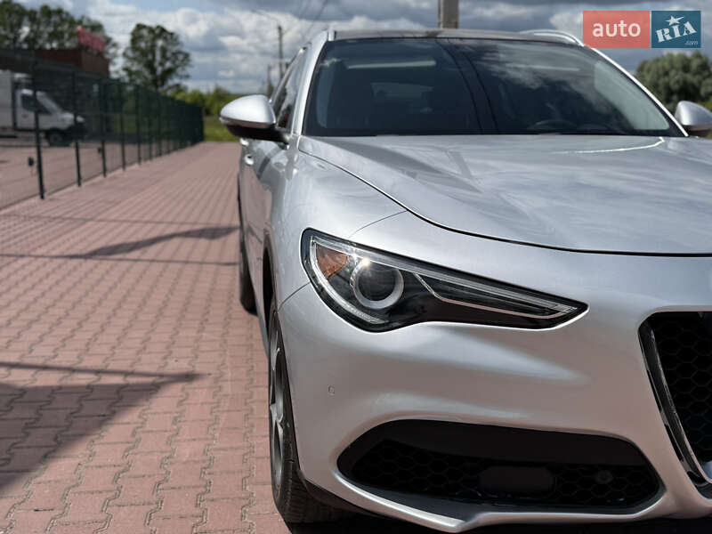 Внедорожник / Кроссовер Alfa Romeo Stelvio 2018 в Ровно фото 10 Внедорожник / Кроссовер Alfa Romeo Stelvio 2018 в Ровно