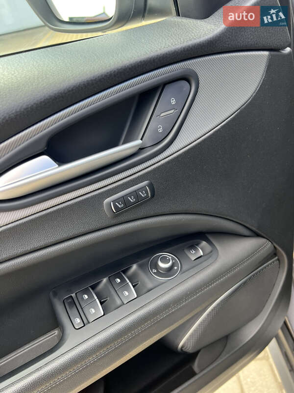 Внедорожник / Кроссовер Alfa Romeo Stelvio 2017 в Львове фото 13 Внедорожник / Кроссовер Alfa Romeo Stelvio 2017 в Львове