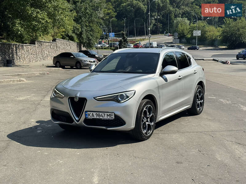 Внедорожник / Кроссовер Alfa Romeo Stelvio 2021 в Киеве