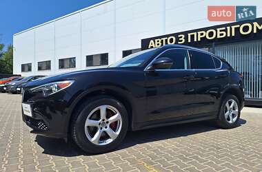 Внедорожник / Кроссовер Alfa Romeo Stelvio 2017 в 