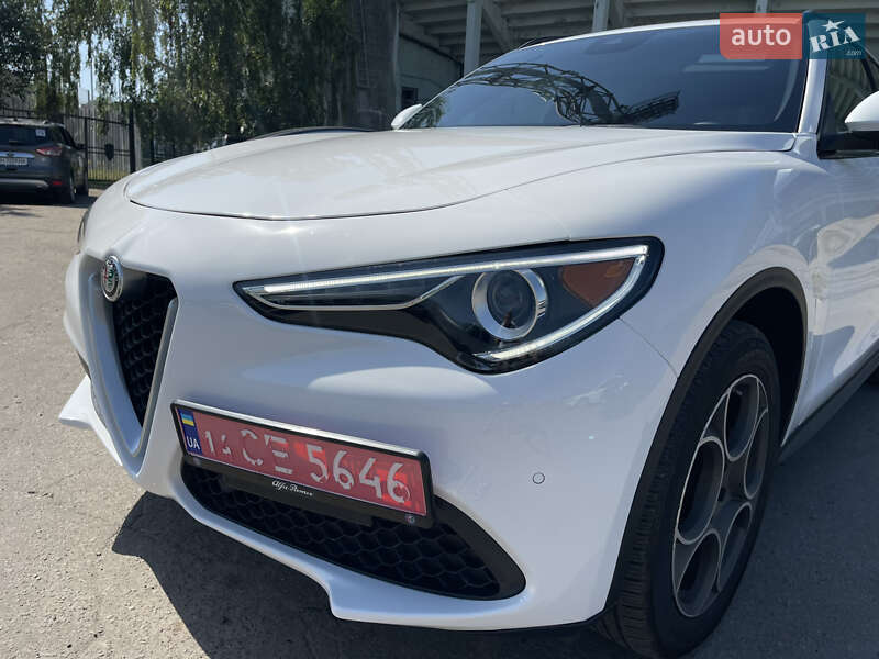 Позашляховик / Кросовер Alfa Romeo Stelvio 2017 в Полтаві