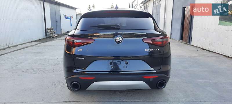 Внедорожник / Кроссовер Alfa Romeo Stelvio 2017 в Ровно
