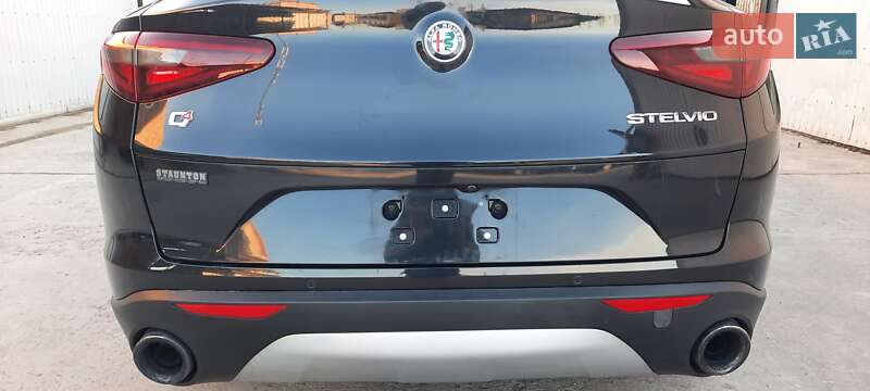 Внедорожник / Кроссовер Alfa Romeo Stelvio 2017 в Ровно