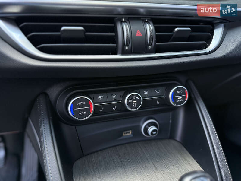 Внедорожник / Кроссовер Alfa Romeo Stelvio 2017 в Львове