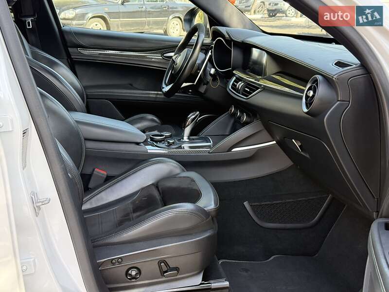 Внедорожник / Кроссовер Alfa Romeo Stelvio 2018 в Одессе