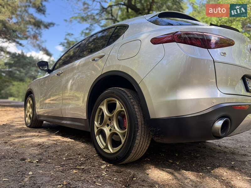 Позашляховик / Кросовер Alfa Romeo Stelvio 2017 в Кременчуці