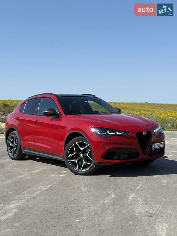 Alfa Romeo Stelvio 2019