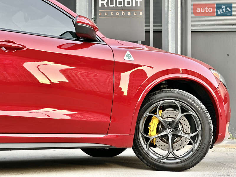 Позашляховик / Кросовер Alfa Romeo Stelvio 2018 в Києві