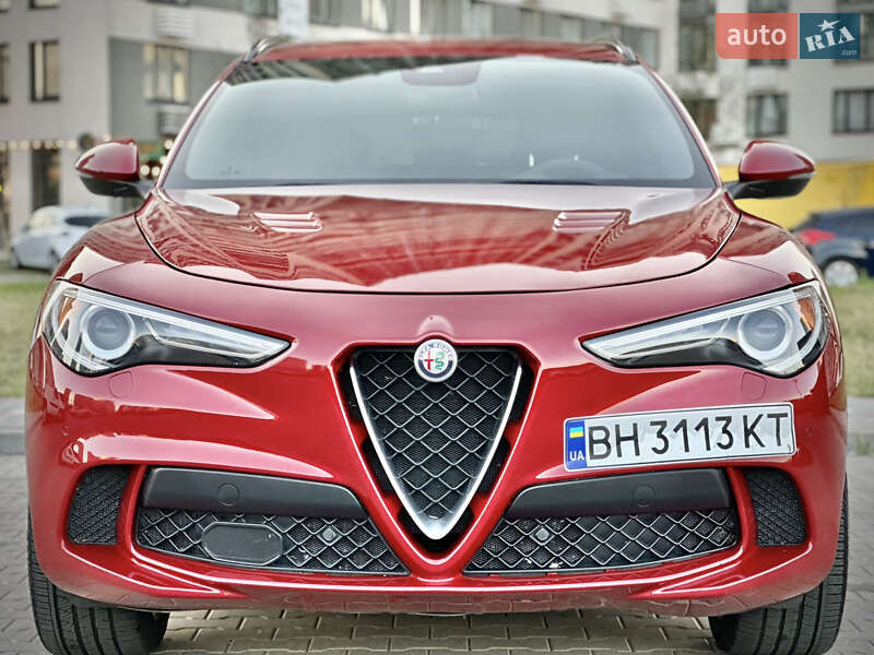 Позашляховик / Кросовер Alfa Romeo Stelvio 2018 в Києві