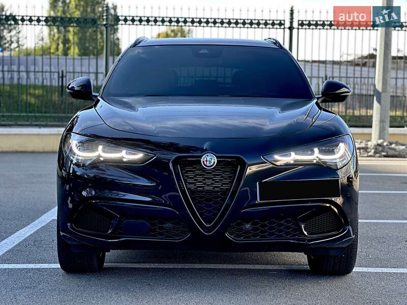 Внедорожник / Кроссовер Alfa Romeo Stelvio 2023 в Киеве