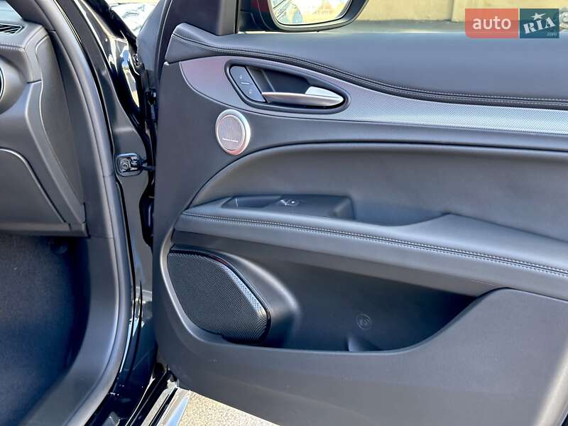 Внедорожник / Кроссовер Alfa Romeo Stelvio 2023 в Киеве