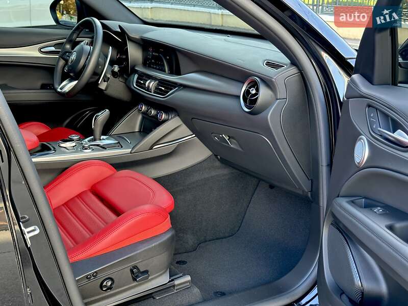 Внедорожник / Кроссовер Alfa Romeo Stelvio 2023 в Киеве