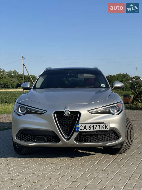 Внедорожник / Кроссовер Alfa Romeo Stelvio 2020 в Киеве