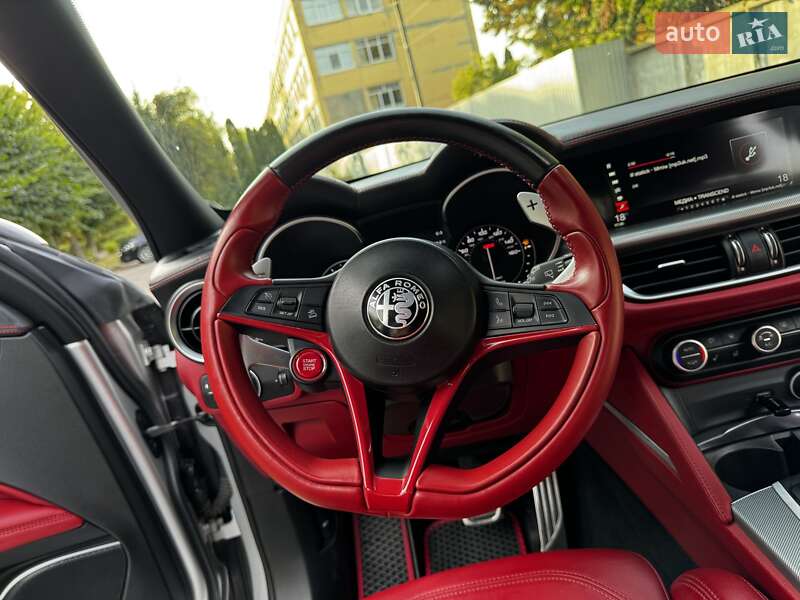 Внедорожник / Кроссовер Alfa Romeo Stelvio 2018 в Киеве