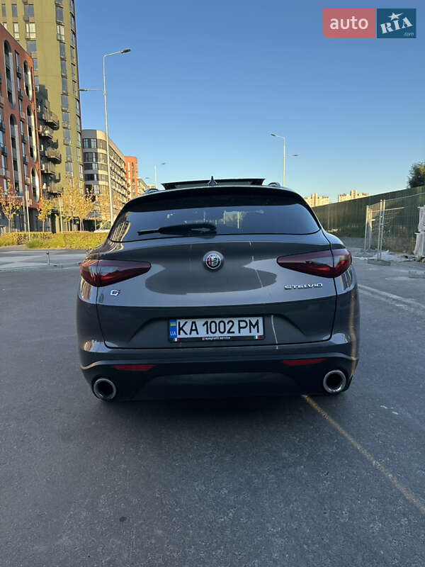 Внедорожник / Кроссовер Alfa Romeo Stelvio 2018 в Киеве фото 10 Внедорожник / Кроссовер Alfa Romeo Stelvio 2018 в Киеве