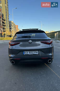 Внедорожник / Кроссовер Alfa Romeo Stelvio 2018 в 