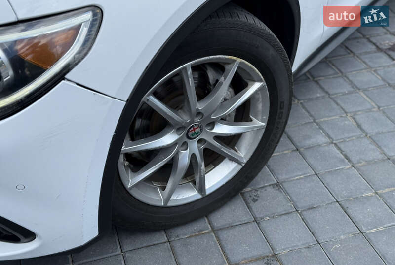 Внедорожник / Кроссовер Alfa Romeo Stelvio 2017 в Львове