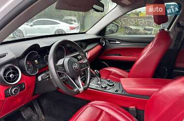 Внедорожник / Кроссовер Alfa Romeo Stelvio 2017 в 