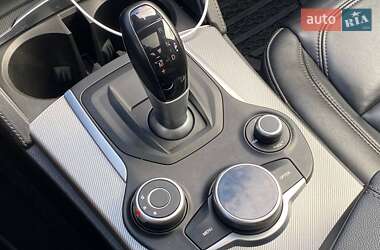 Внедорожник / Кроссовер Alfa Romeo Stelvio 2019 в 