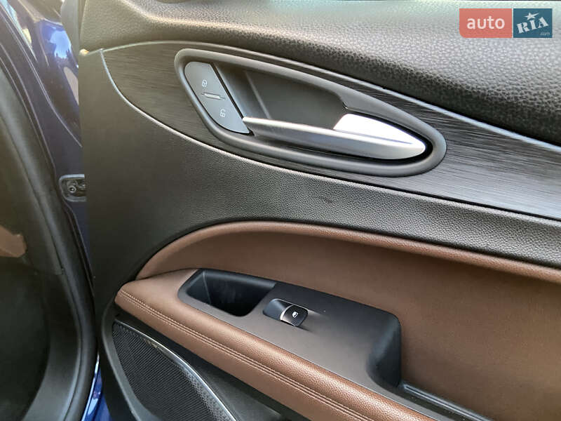 Внедорожник / Кроссовер Alfa Romeo Stelvio 2017 в Харькове фото 35 Внедорожник / Кроссовер Alfa Romeo Stelvio 2017 в Харькове