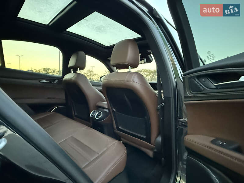 Позашляховик / Кросовер Alfa Romeo Stelvio 2017 в Одесі фото 21 Позашляховик / Кросовер Alfa Romeo Stelvio 2017 в Одесі
