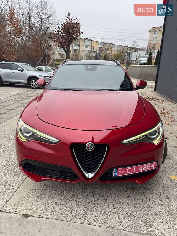 Внедорожник / Кроссовер Alfa Romeo Stelvio 2017 в Дрогобыче фото 6 Внедорожник / Кроссовер Alfa Romeo Stelvio 2017 в Дрогобыче