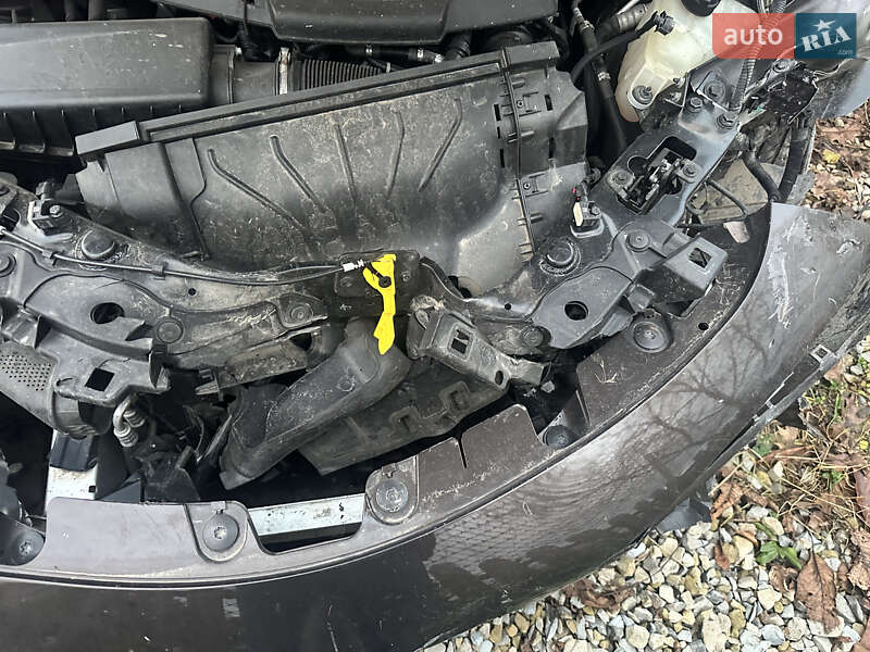 Внедорожник / Кроссовер Alfa Romeo Stelvio 2017 в Ивано-Франковске фото 9 Внедорожник / Кроссовер Alfa Romeo Stelvio 2017 в Ивано-Франковске