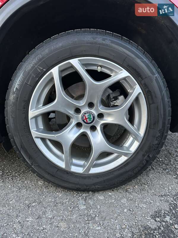 Внедорожник / Кроссовер Alfa Romeo Stelvio 2018 в Белогородке