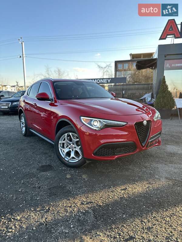 Внедорожник / Кроссовер Alfa Romeo Stelvio 2018 в Белогородке