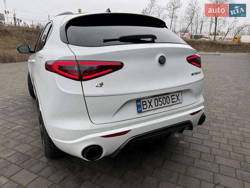 Внедорожник / Кроссовер Alfa Romeo Stelvio 2022 в Хмельницком