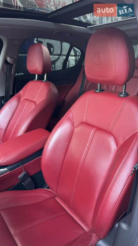 Внедорожник / Кроссовер Alfa Romeo Stelvio 2021 в Одессе фото 10 Внедорожник / Кроссовер Alfa Romeo Stelvio 2021 в Одессе