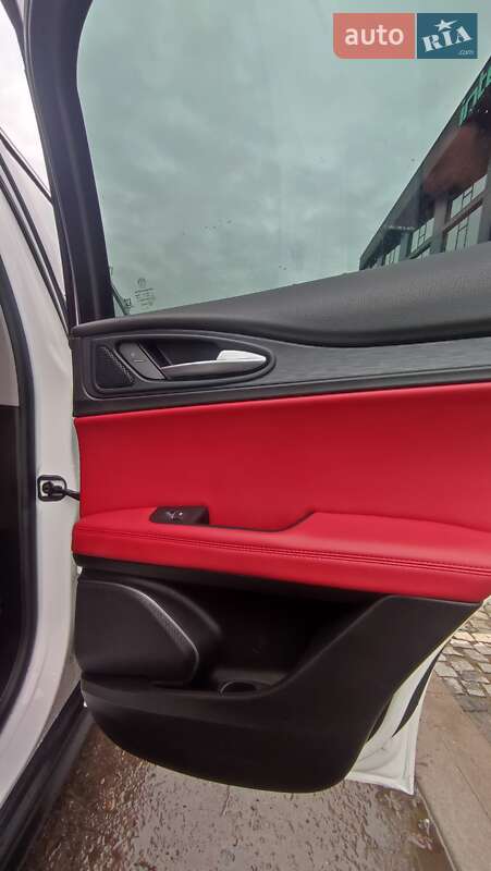 Внедорожник / Кроссовер Alfa Romeo Stelvio 2019 в Львове