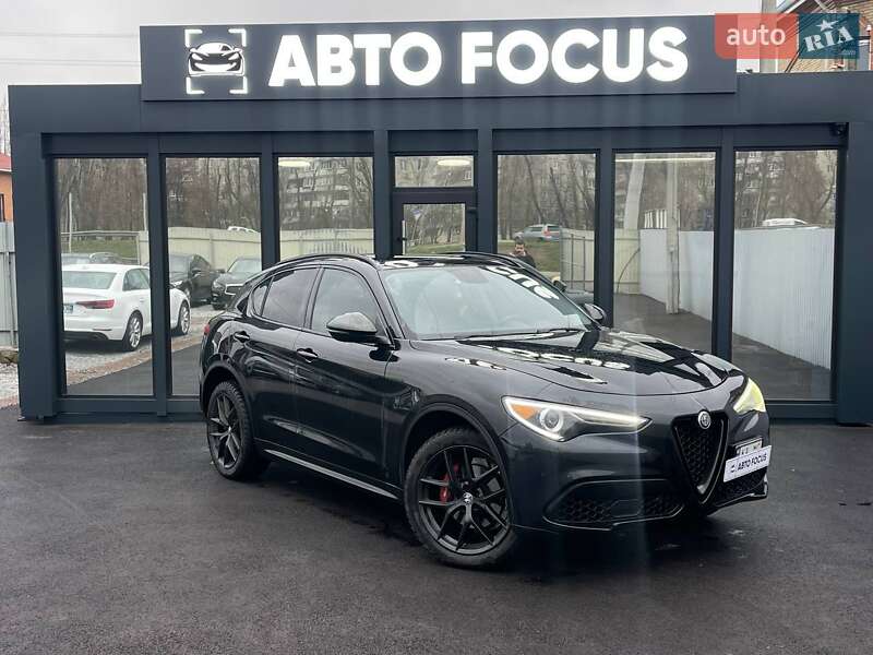Alfa Romeo Stelvio 2019